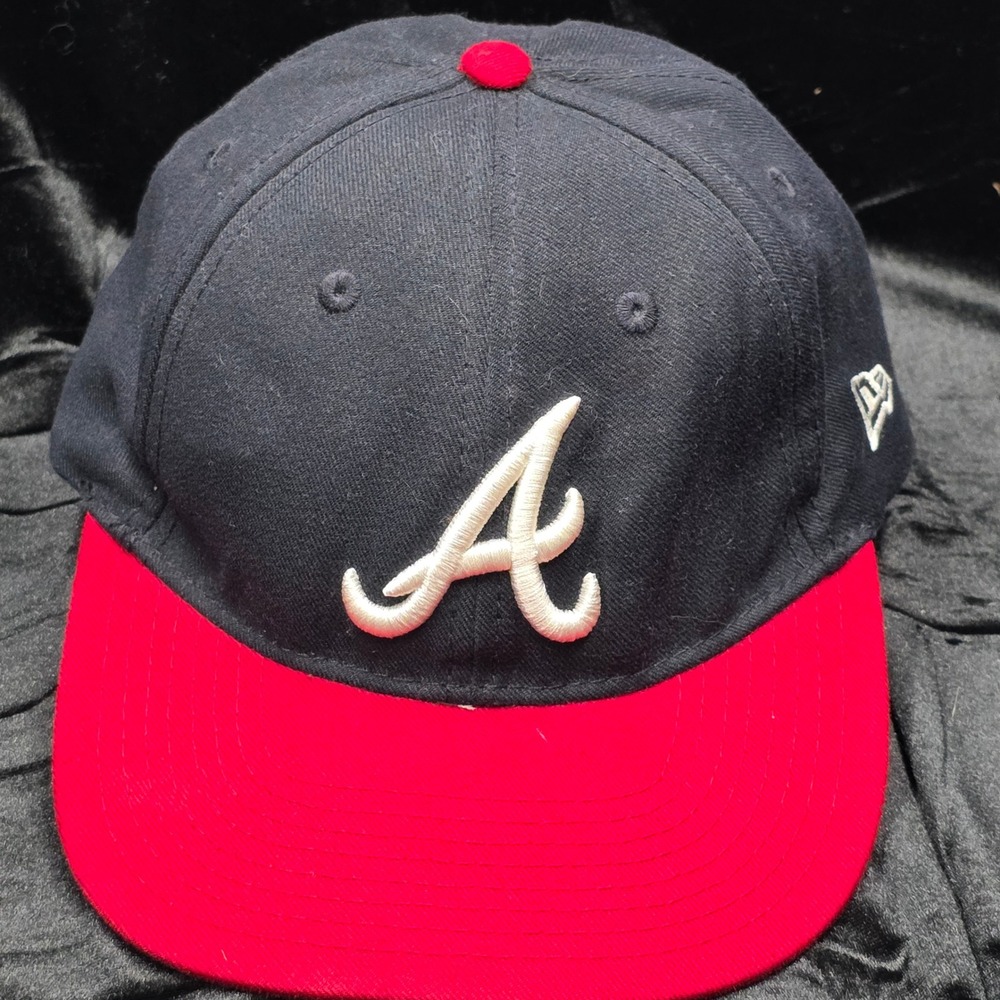 New‎ Era Atlanta Braves Baseball Cap Embroidered A Logo Red Brim Navy Blue